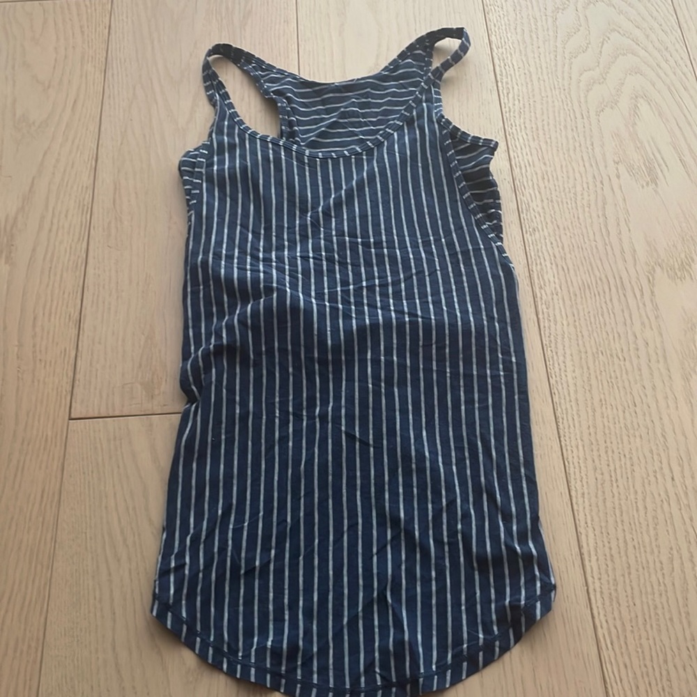 Lululemon open back tank